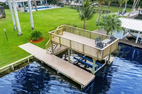 2097 Circle Place Drive Lake Worth FL 33462