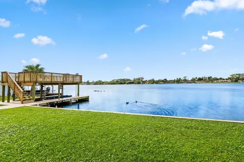 2097 Circle Place Drive Lake Worth FL 33462
