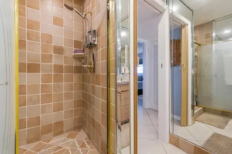 462 Normandy J Delray Beach FL 33484