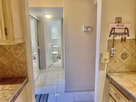 2800 NW 47th Terrace Lauderdale Lakes FL 33313