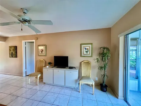 2800 NW 47th Terrace Lauderdale Lakes FL 33313