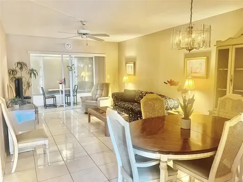 2800 NW 47th Terrace Lauderdale Lakes FL 33313