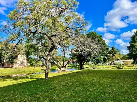 2800 NW 47th Terrace Lauderdale Lakes FL 33313