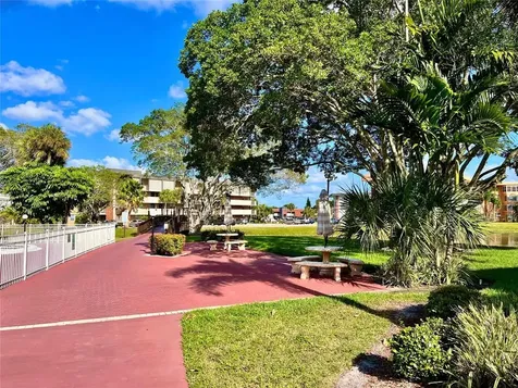 2800 NW 47th Terrace Lauderdale Lakes FL 33313