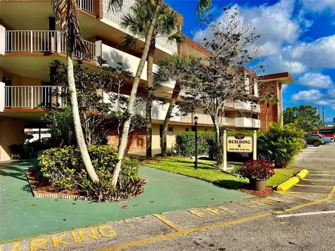 2800 NW 47th Terrace Lauderdale Lakes FL 33313