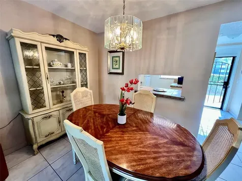 2800 NW 47th Terrace Lauderdale Lakes FL 33313