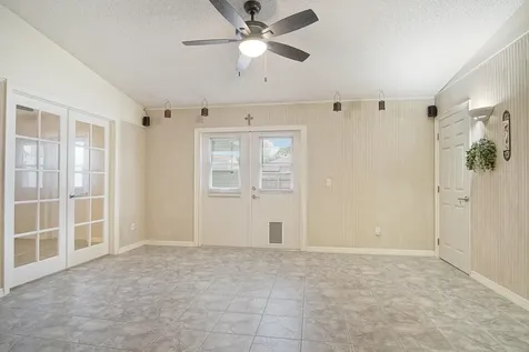 2486 Sw Waikiki Street Port Saint Lucie FL 34953