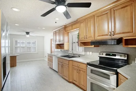 2486 Sw Waikiki Street Port Saint Lucie FL 34953