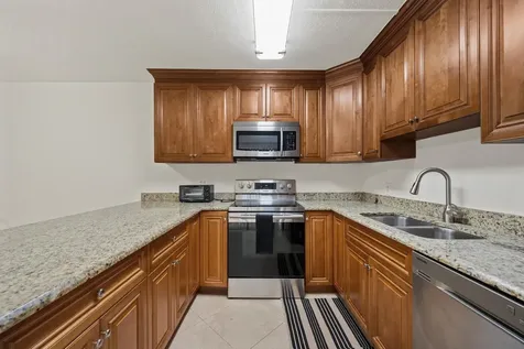 1907 19th Lane Palm Beach Gardens FL 33418