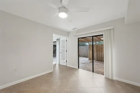 1907 19th Lane Palm Beach Gardens FL 33418