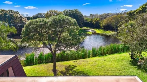 1907 19th Lane Palm Beach Gardens FL 33418