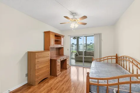 3007 Yarmouth A Boca Raton FL 33434