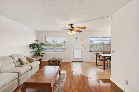 3007 Yarmouth A Boca Raton FL 33434