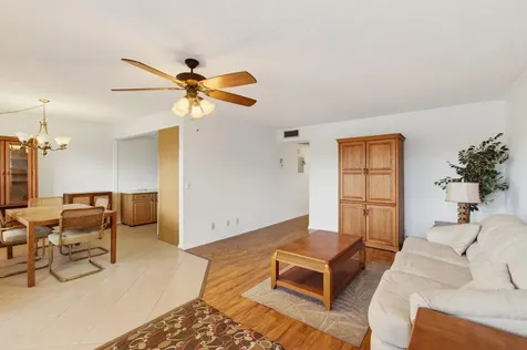 3007 Yarmouth A Boca Raton FL 33434