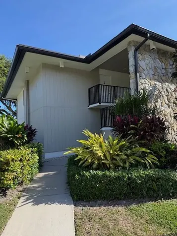 451 Greensward Lane Delray Beach FL 33445