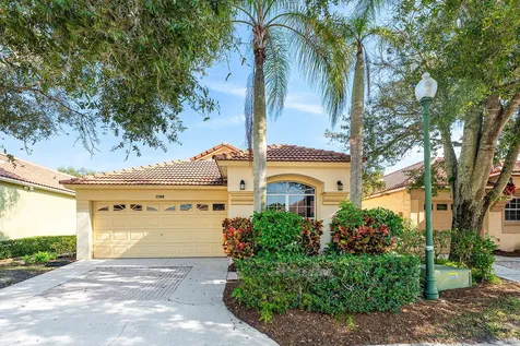 2100 Bonisle Circle Riviera Beach FL 33418
