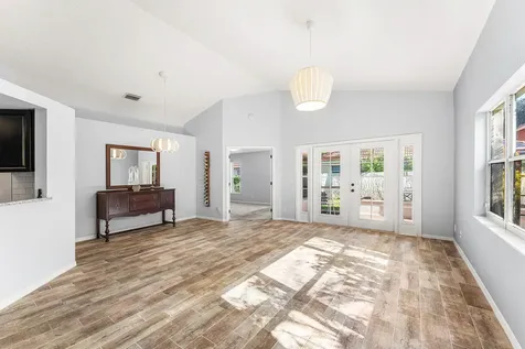 2100 Bonisle Circle Riviera Beach FL 33418