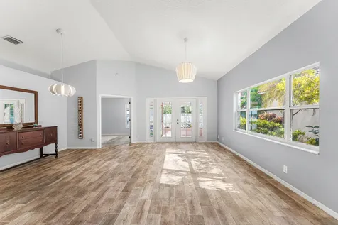 2100 Bonisle Circle Riviera Beach FL 33418