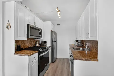 4051 Guildford C Boca Raton FL 33434