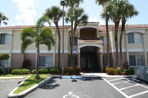 815 W Boynton Beach Boulevard Boynton Beach FL 33426