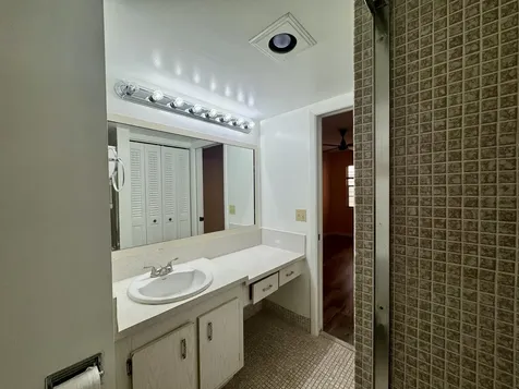 4053 Hythe C Boca Raton FL 33434
