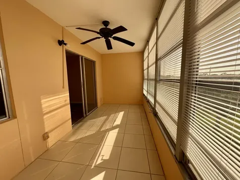 4053 Hythe C Boca Raton FL 33434