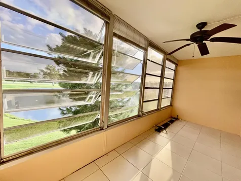 4053 Hythe C Boca Raton FL 33434