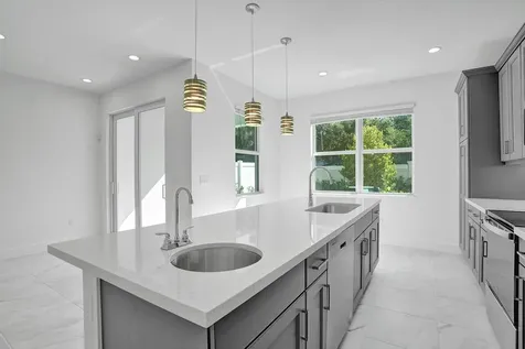 612 Parsons Way Deerfield Beach FL 33442