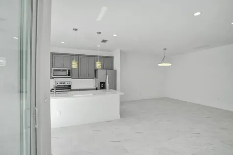 612 Parsons Way Deerfield Beach FL 33442