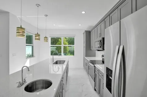 612 Parsons Way Deerfield Beach FL 33442