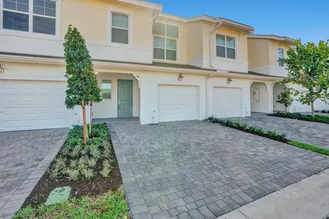 612 Parsons Way Deerfield Beach FL 33442