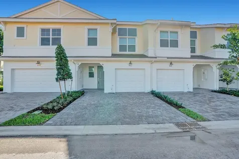 612 Parsons Way Deerfield Beach FL 33442
