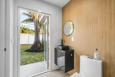 2634 Sw 5th Street Boynton Beach FL 33435