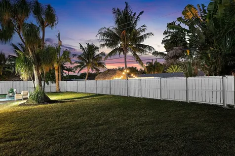 2634 Sw 5th Street Boynton Beach FL 33435
