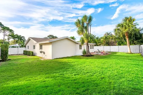 2634 Sw 5th Street Boynton Beach FL 33435
