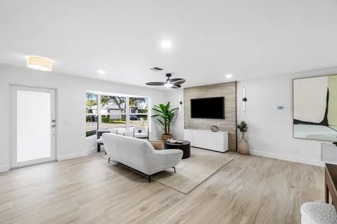2634 Sw 5th Street Boynton Beach FL 33435