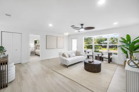 2634 Sw 5th Street Boynton Beach FL 33435