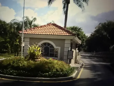 8550 Via Romana Boca Raton FL 33496