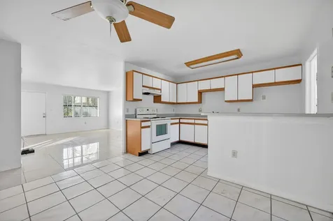 10350 Sw 220th Street Cutler Bay FL 33190
