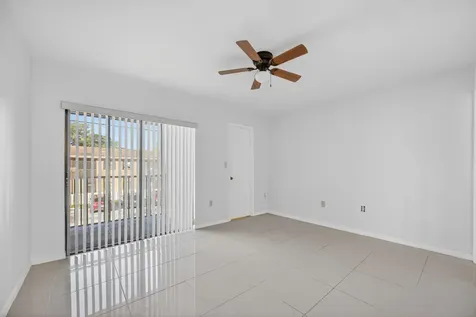 10350 Sw 220th Street Cutler Bay FL 33190