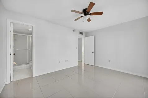 10350 Sw 220th Street Cutler Bay FL 33190