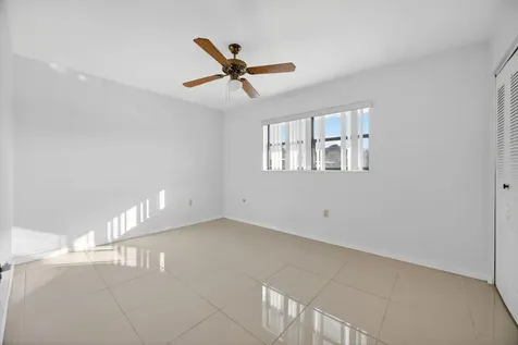 10350 Sw 220th Street Cutler Bay FL 33190
