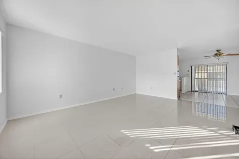 10350 Sw 220th Street Cutler Bay FL 33190