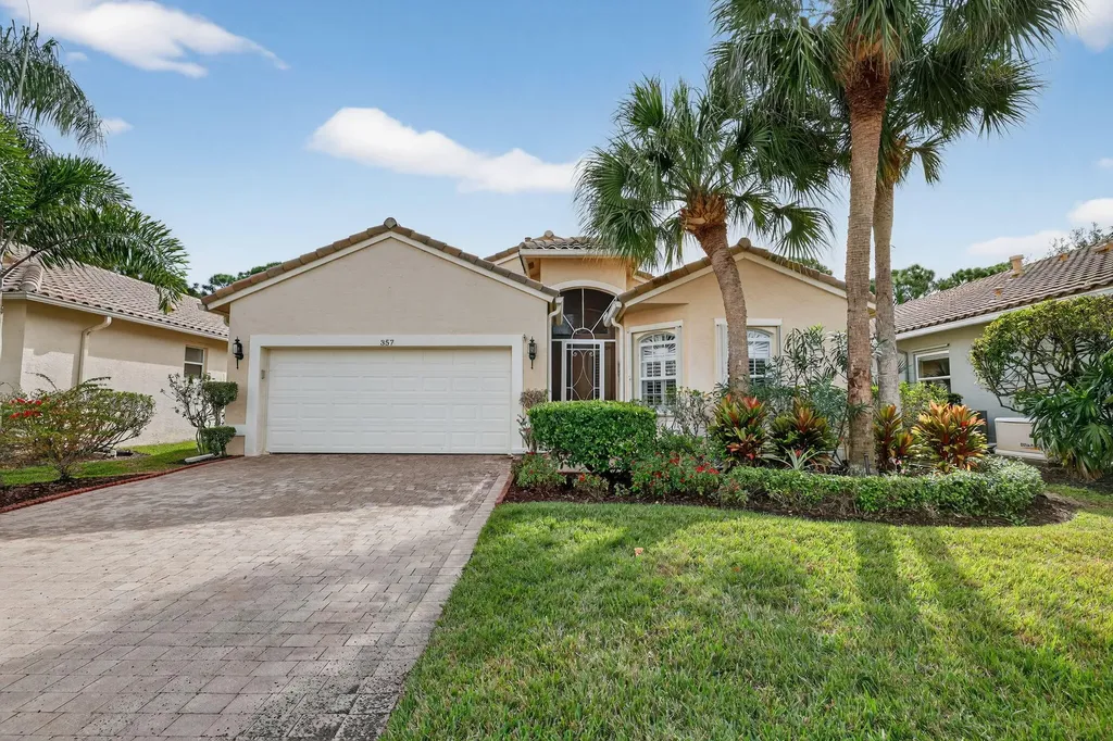 357 Nw Springview Loop Port Saint Lucie FL 34986