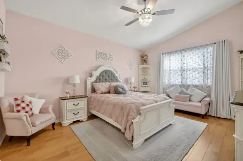 357 Nw Springview Loop Port Saint Lucie FL 34986