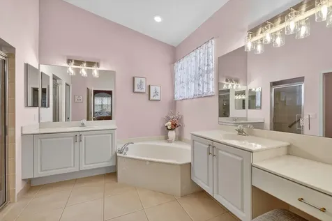 357 Nw Springview Loop Port Saint Lucie FL 34986