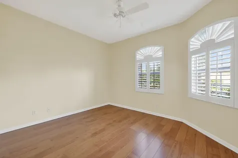 357 Nw Springview Loop Port Saint Lucie FL 34986