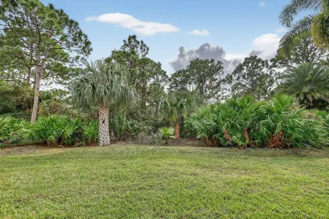 357 Nw Springview Loop Port Saint Lucie FL 34986