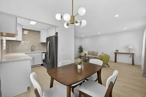 193 Easthampton I West Palm Beach FL 33417