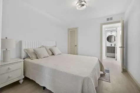 193 Easthampton I West Palm Beach FL 33417